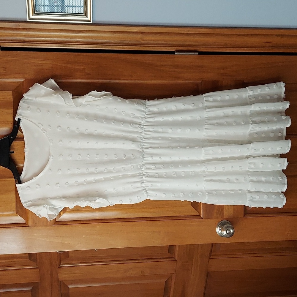 Les Amis Fashion White Swiss Dot Ruffled Tiered Summer Dress, Size XL, Like New